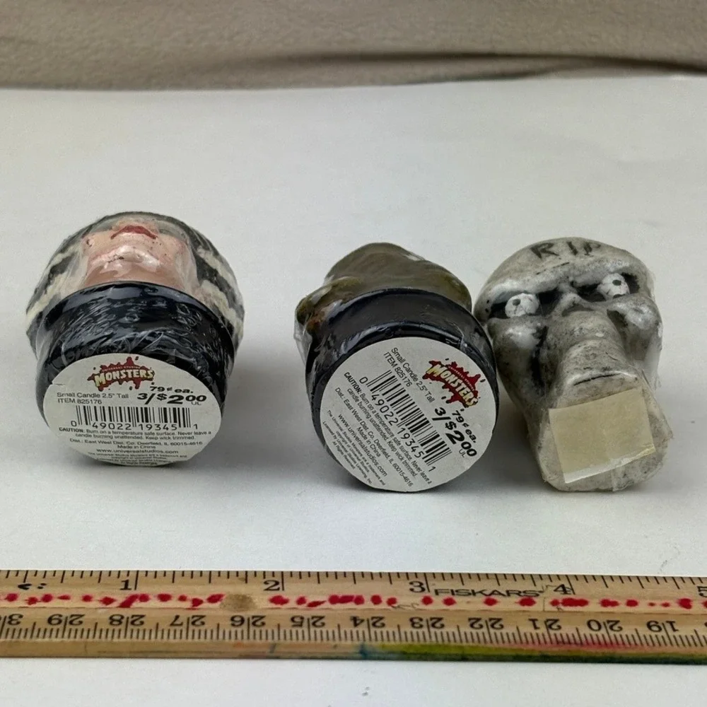 VTG 1990 Universal Studios Monsters Set Of‎ 2 Candles Sealed + 1 unbranded, 2.5